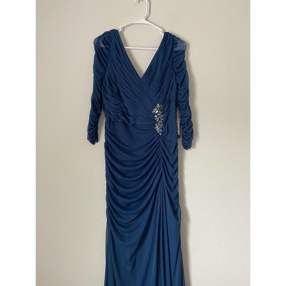 Adrianna Papell Drape Gown Navy 8 NWT - Picture 2 of 7